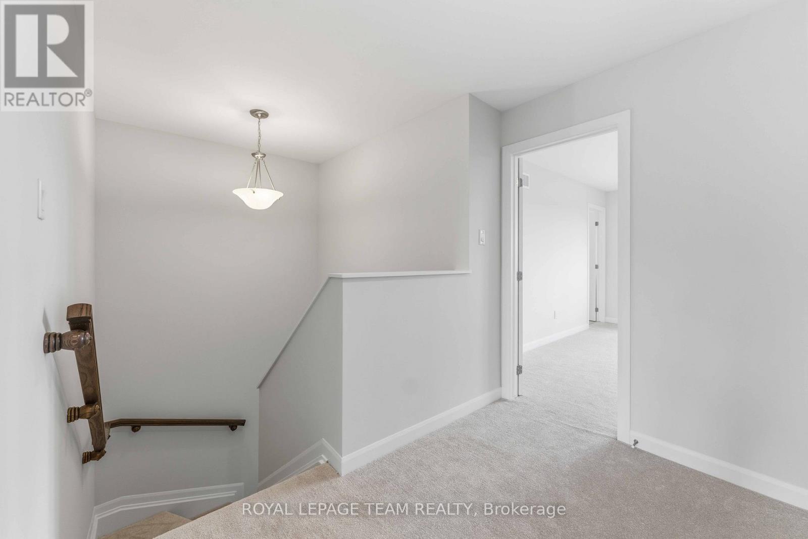 764 Fairline Row, Ottawa, Ontario  K2V 0V7 - Photo 12 - X12397890