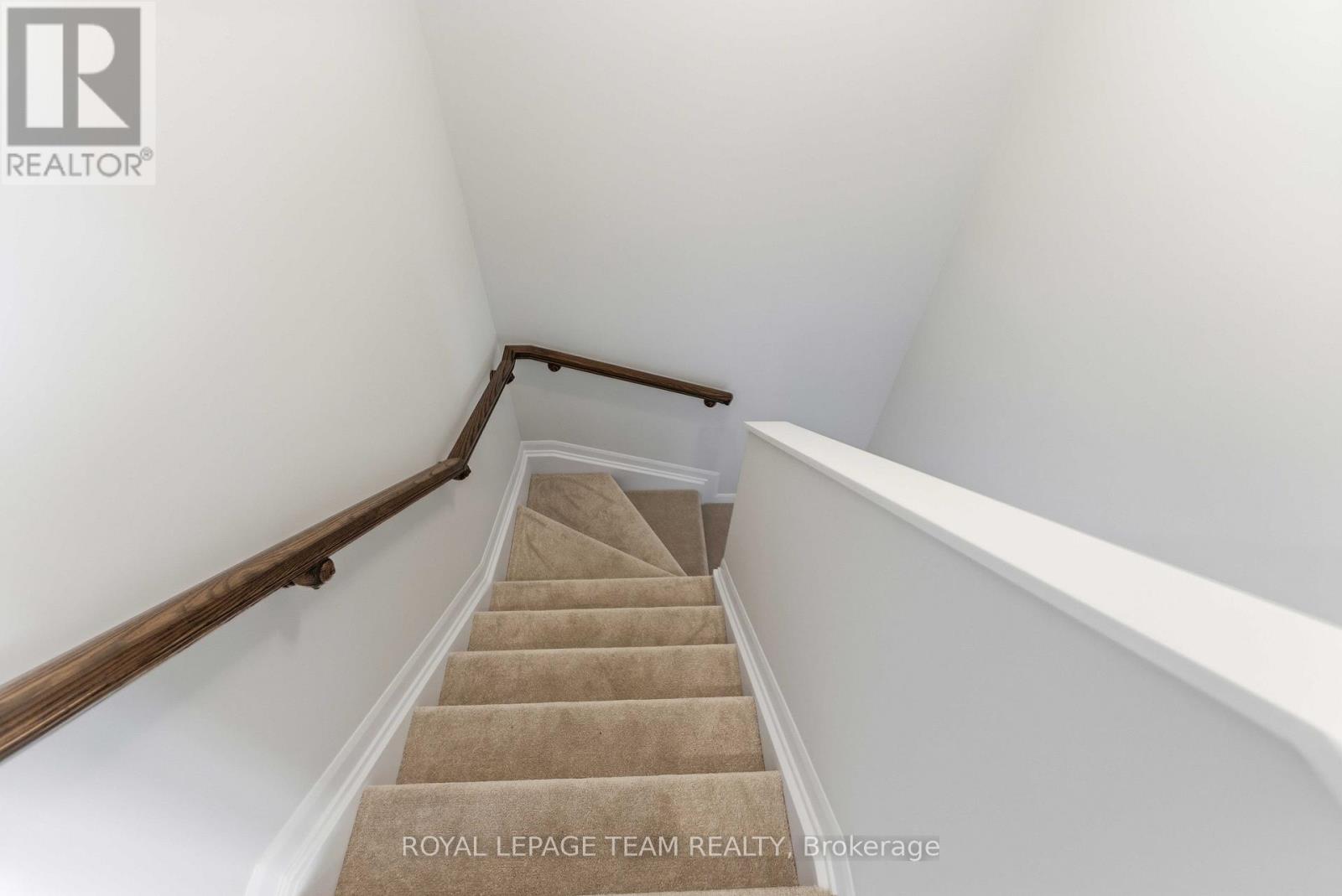 764 Fairline Row, Ottawa, Ontario  K2V 0V7 - Photo 13 - X12397890