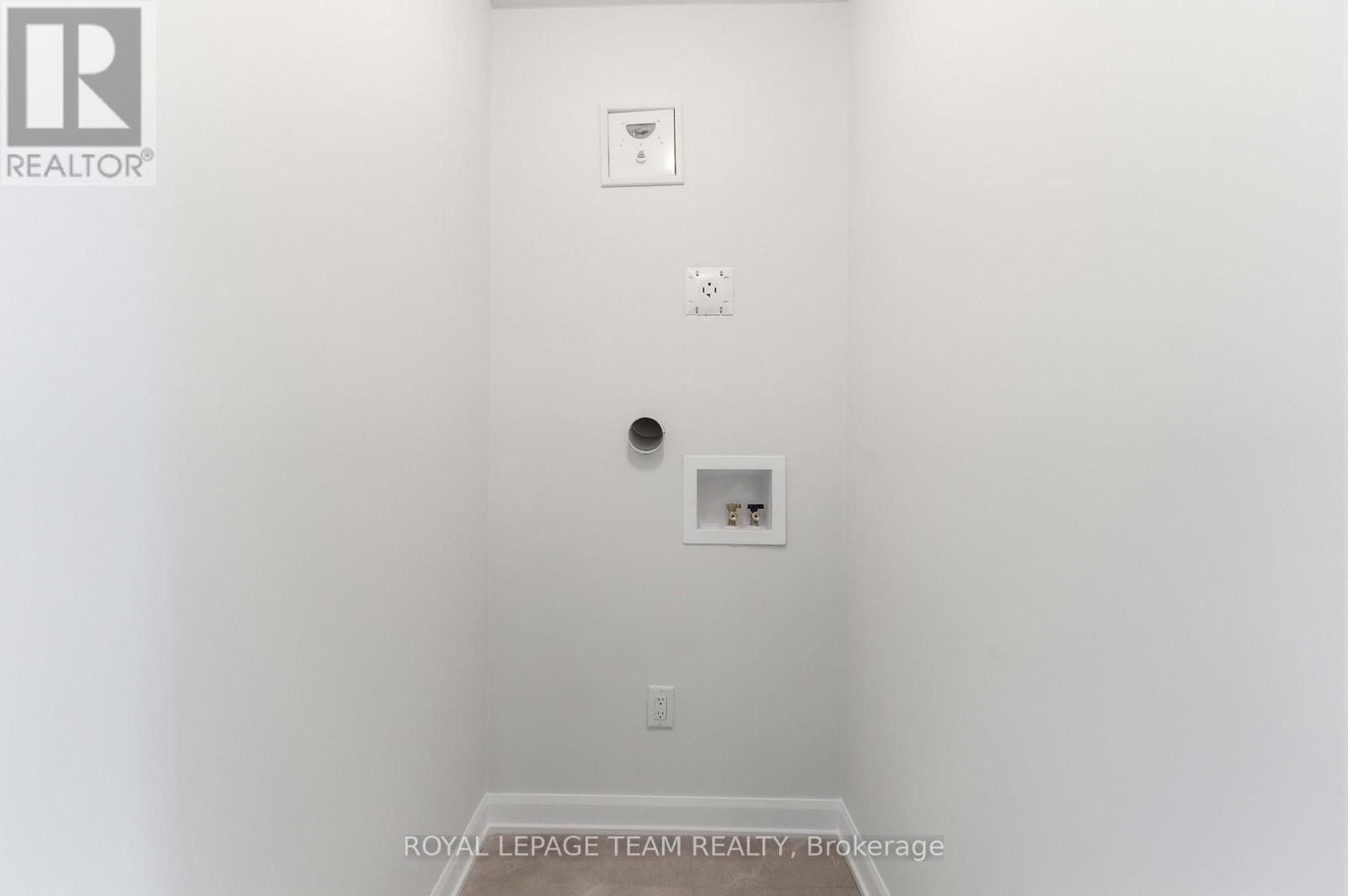 764 Fairline Row, Ottawa, Ontario  K2V 0V7 - Photo 15 - X12397890