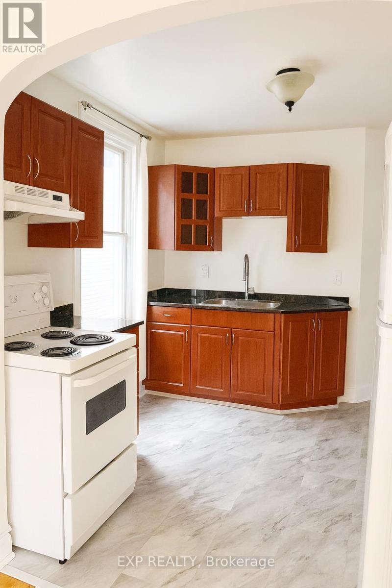446 Cambridge Street S, Ottawa, Ontario  K1S 4H7 - Photo 10 - X12402102
