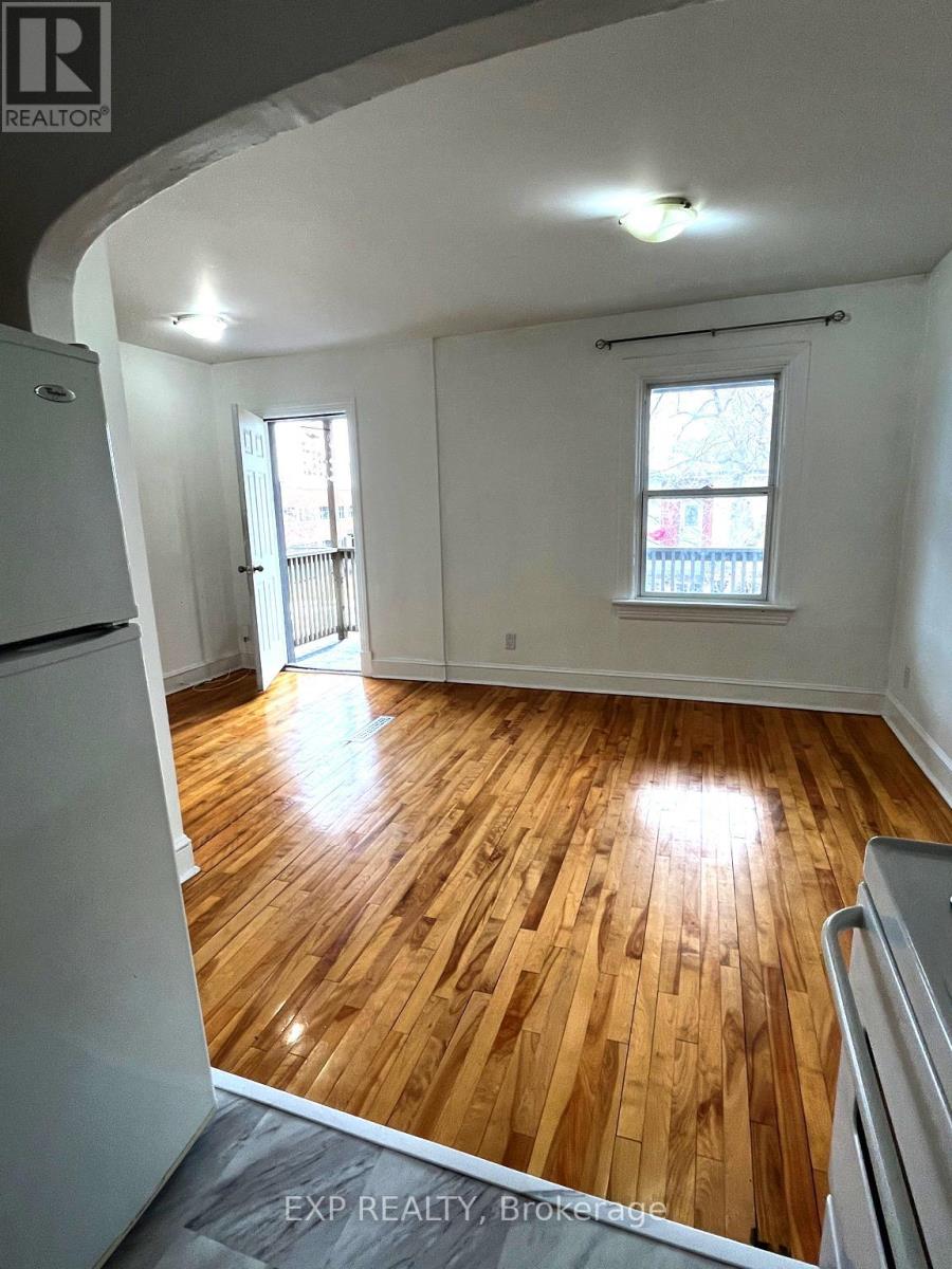 446 Cambridge Street S, Ottawa, Ontario  K1S 4H7 - Photo 7 - X12402102