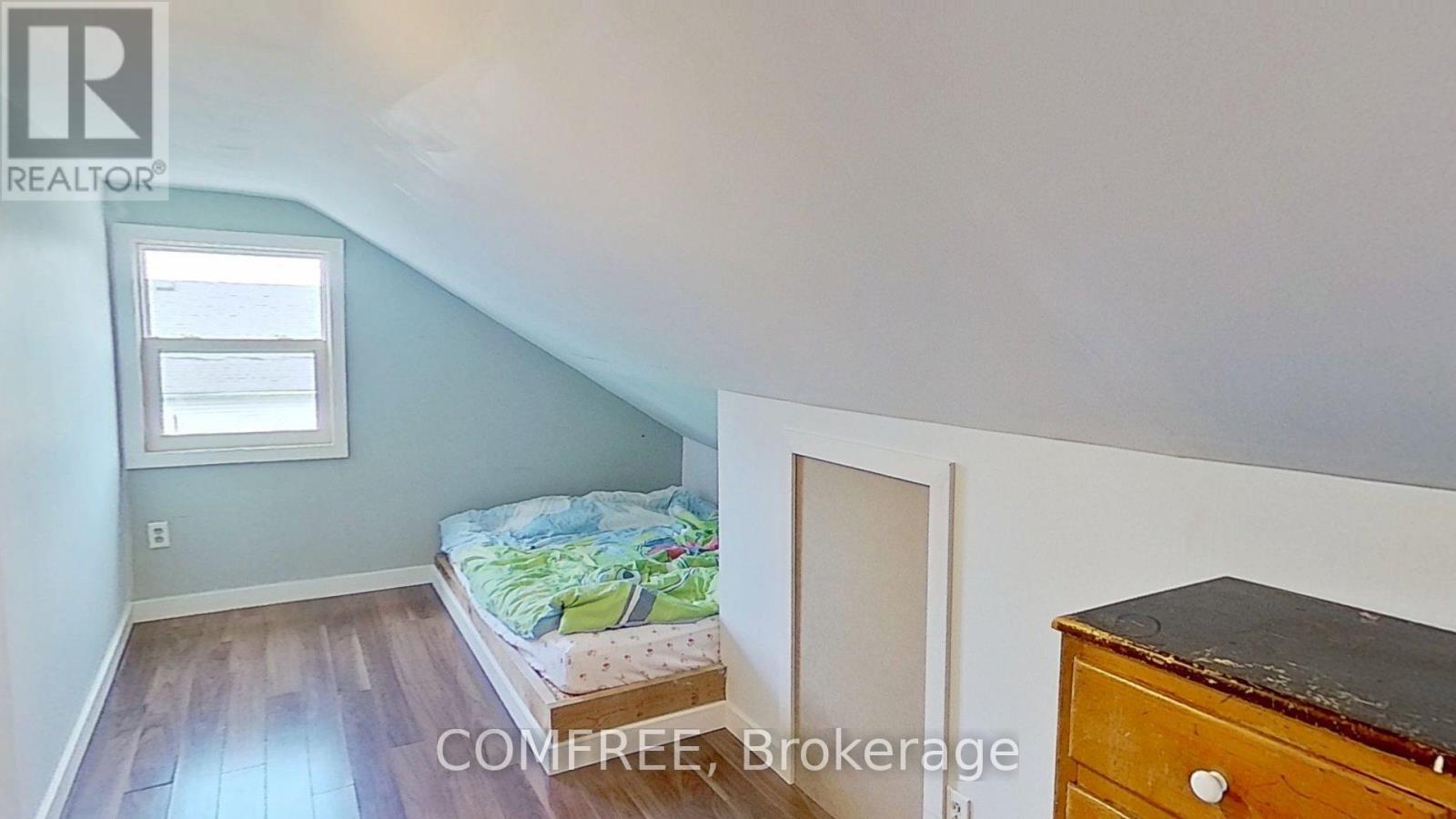 155 North Street, Southwest Middlesex, Ontario  N0L 1M0 - Photo 17 - X12403938