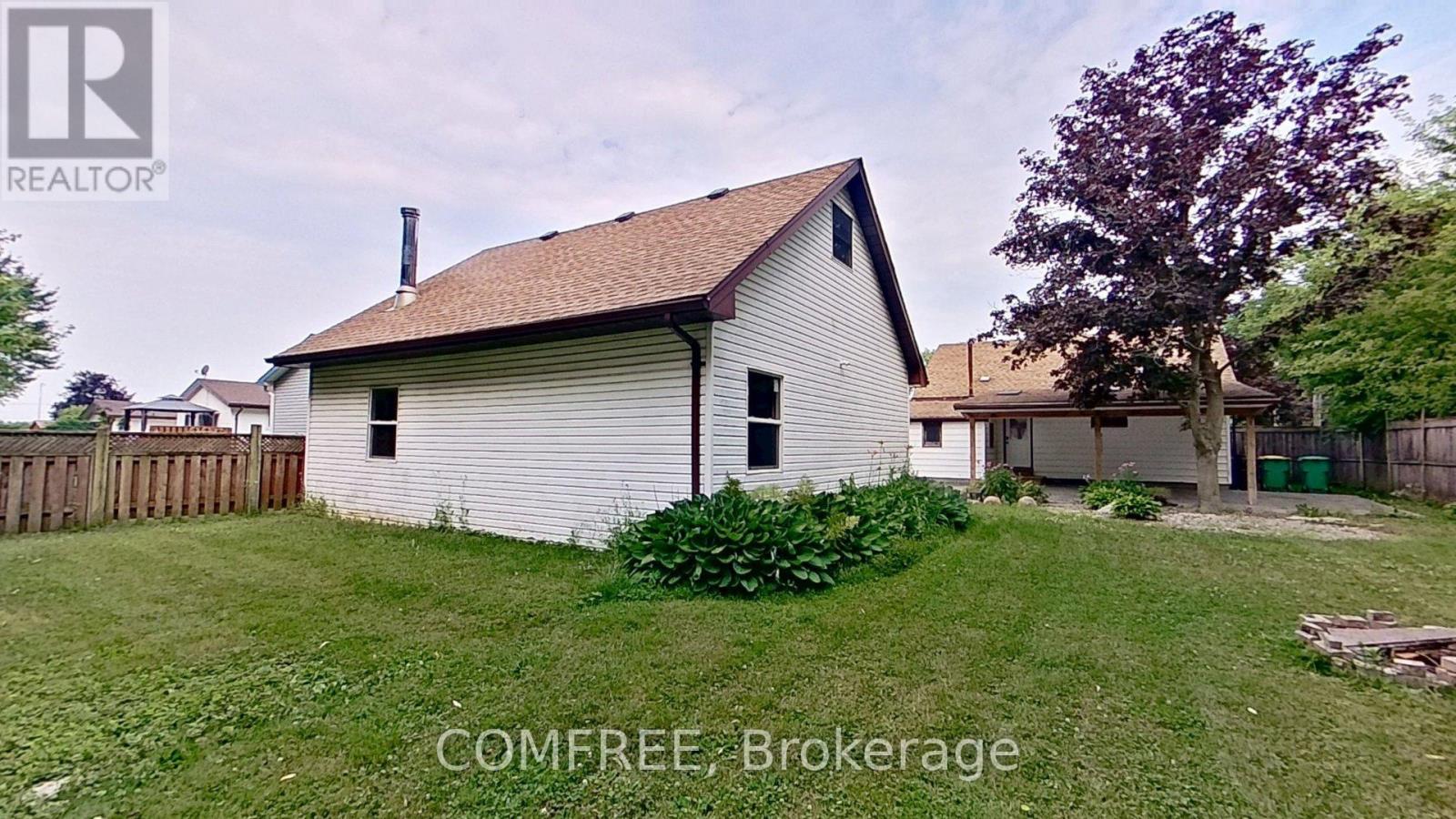 155 North Street, Southwest Middlesex, Ontario  N0L 1M0 - Photo 3 - X12403938
