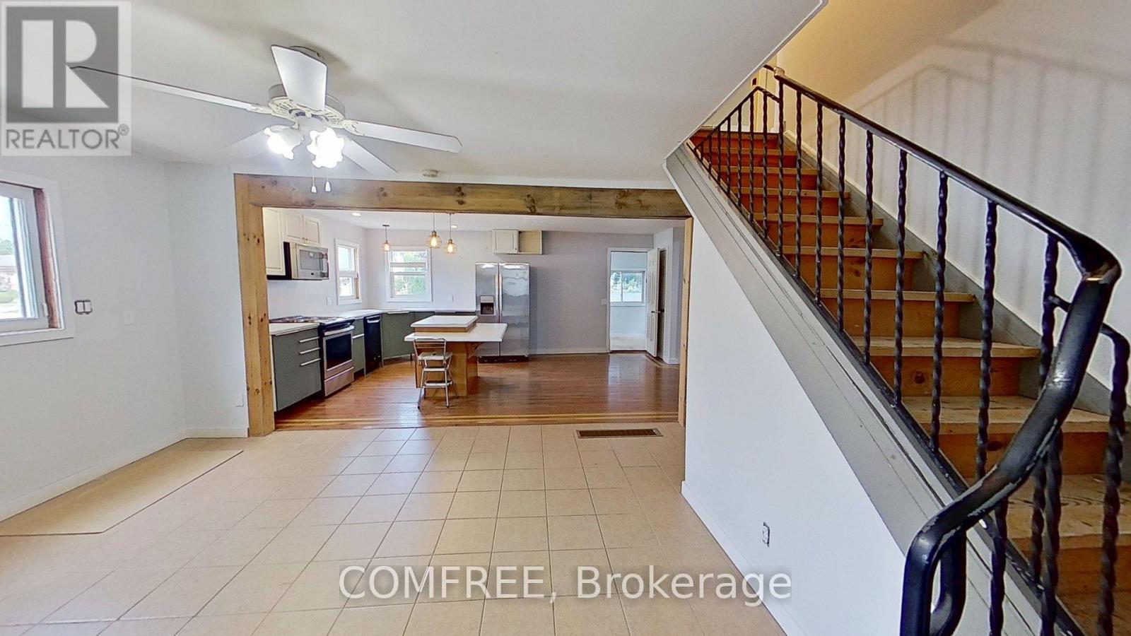 155 North Street, Southwest Middlesex, Ontario  N0L 1M0 - Photo 5 - X12403938