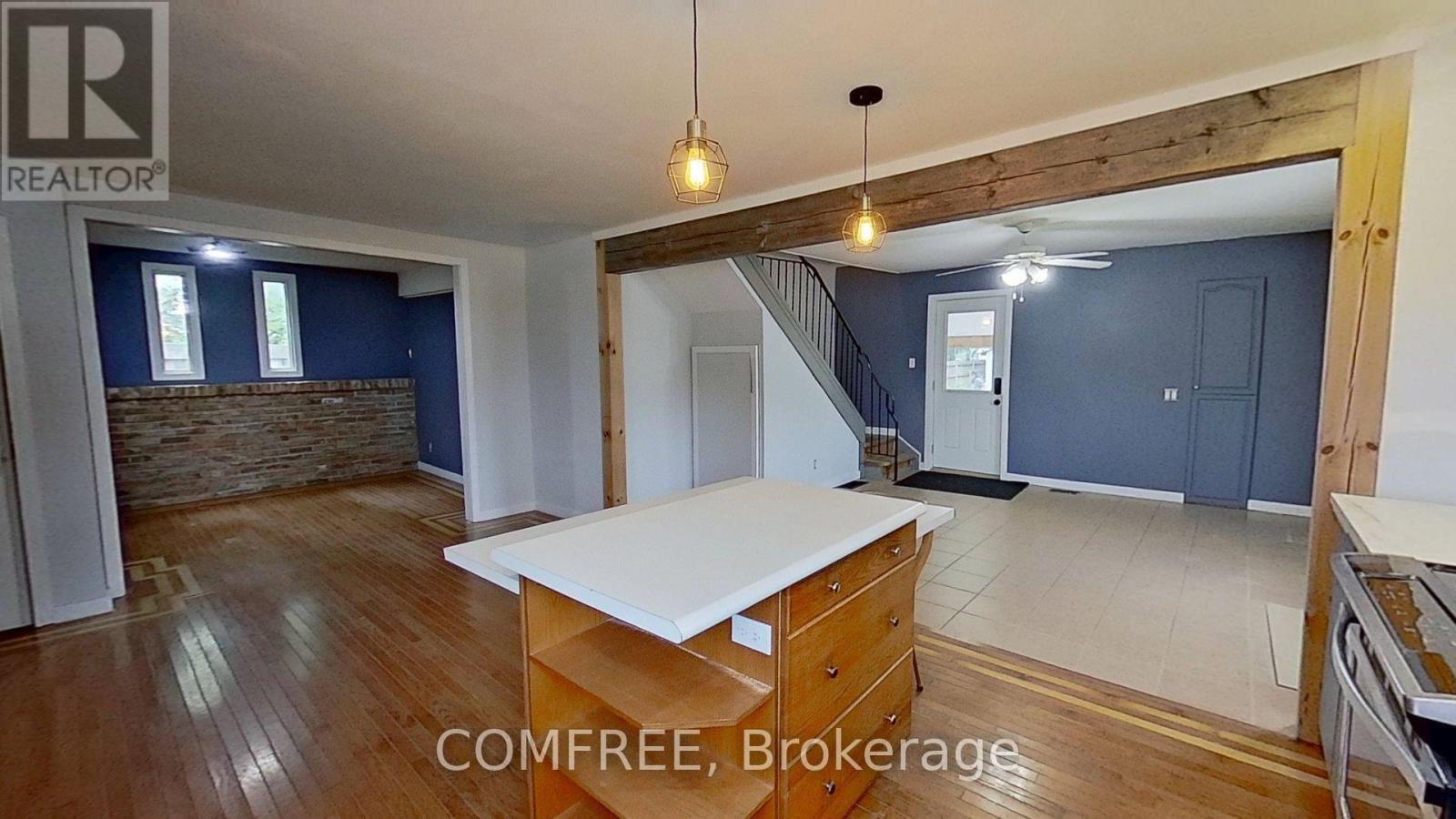 155 North Street, Southwest Middlesex, Ontario  N0L 1M0 - Photo 9 - X12403938