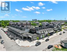 4 MODUGNO AVENUE, Ottawa, Ontario
