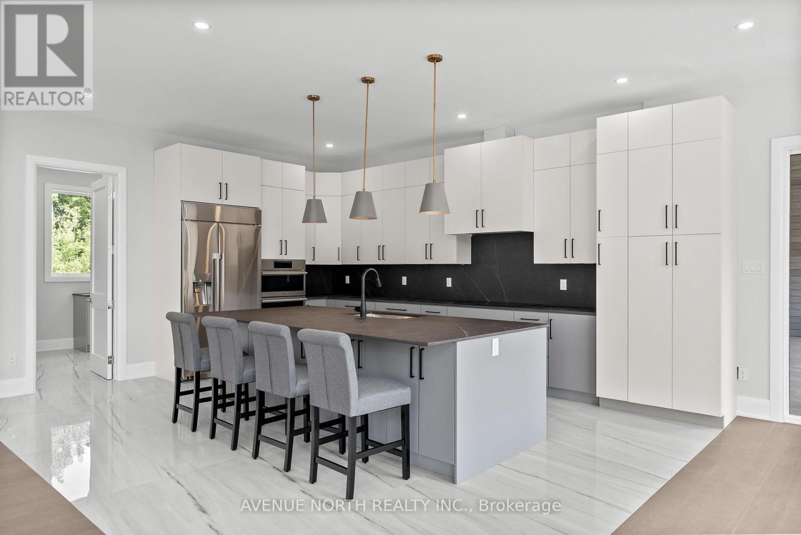 135 Cherryhill Drive, Ottawa, Ontario  K0A 1L0 - Photo 10 - X12410846