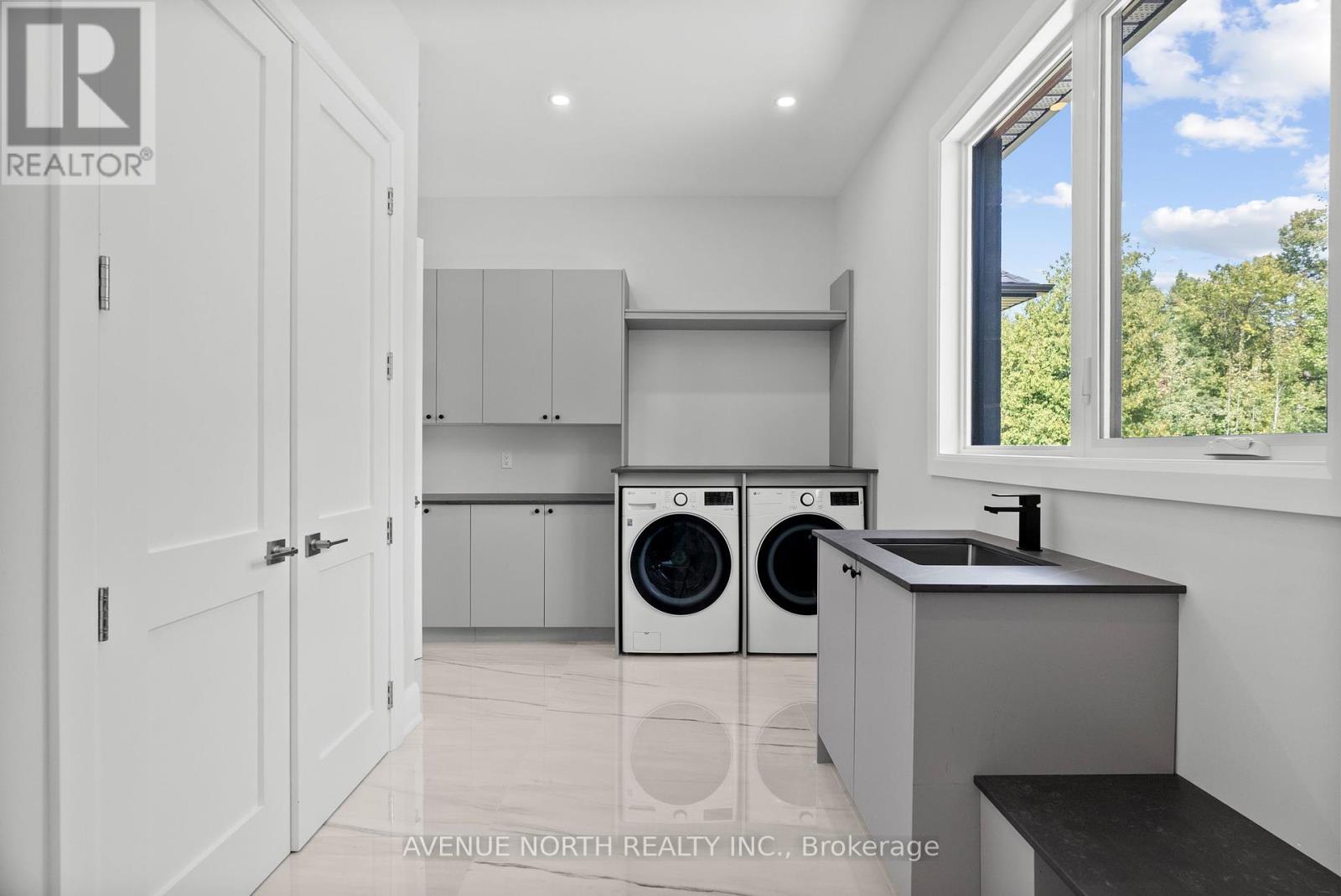 135 Cherryhill Drive, Ottawa, Ontario  K0A 1L0 - Photo 20 - X12410846