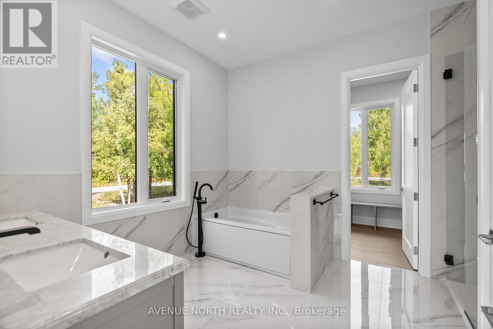 135 Cherryhill Drive, Ottawa, Ontario  K0A 1L0 - Photo 25 - X12410846