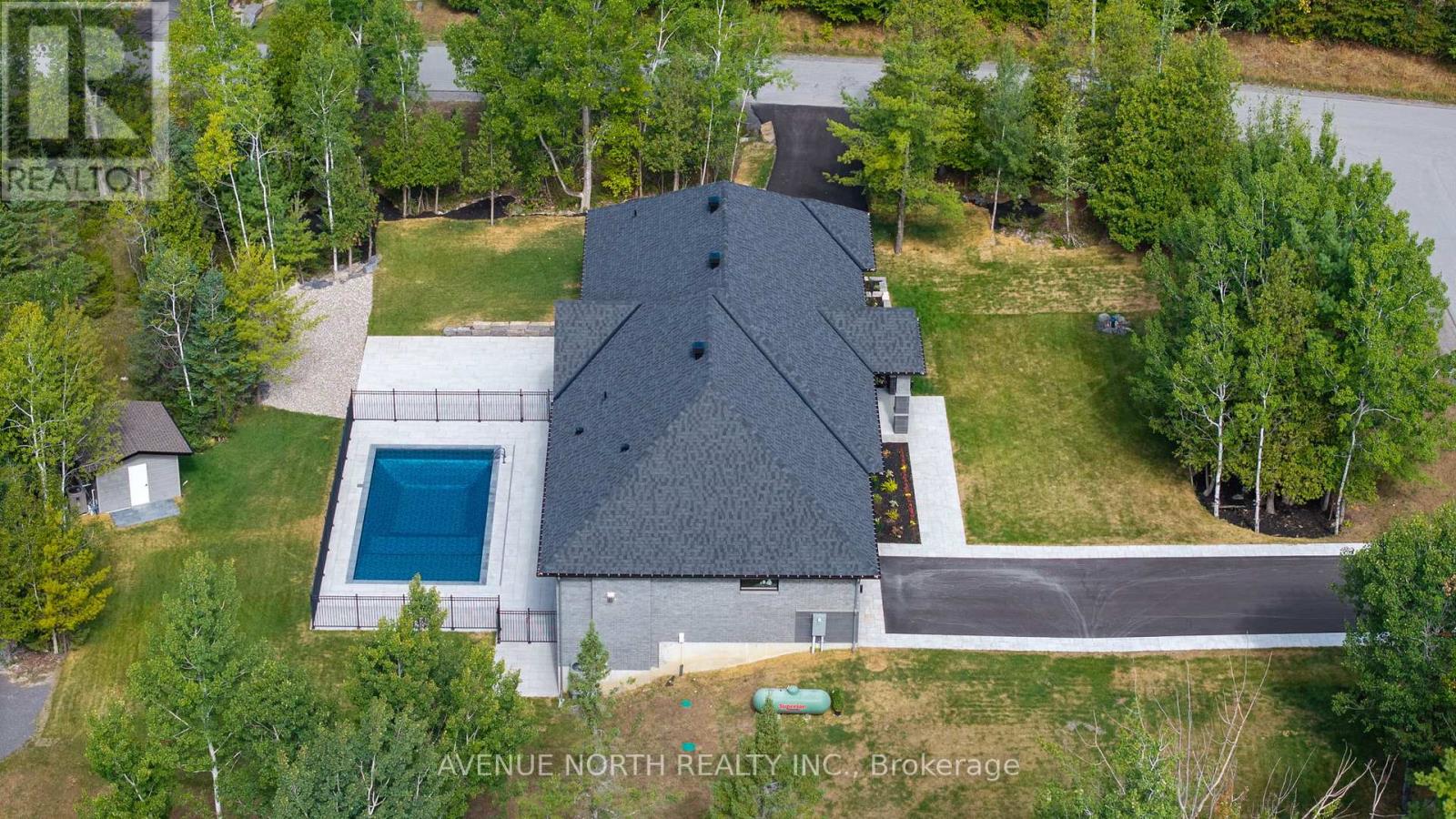 135 Cherryhill Drive, Ottawa, Ontario  K0A 1L0 - Photo 44 - X12410846