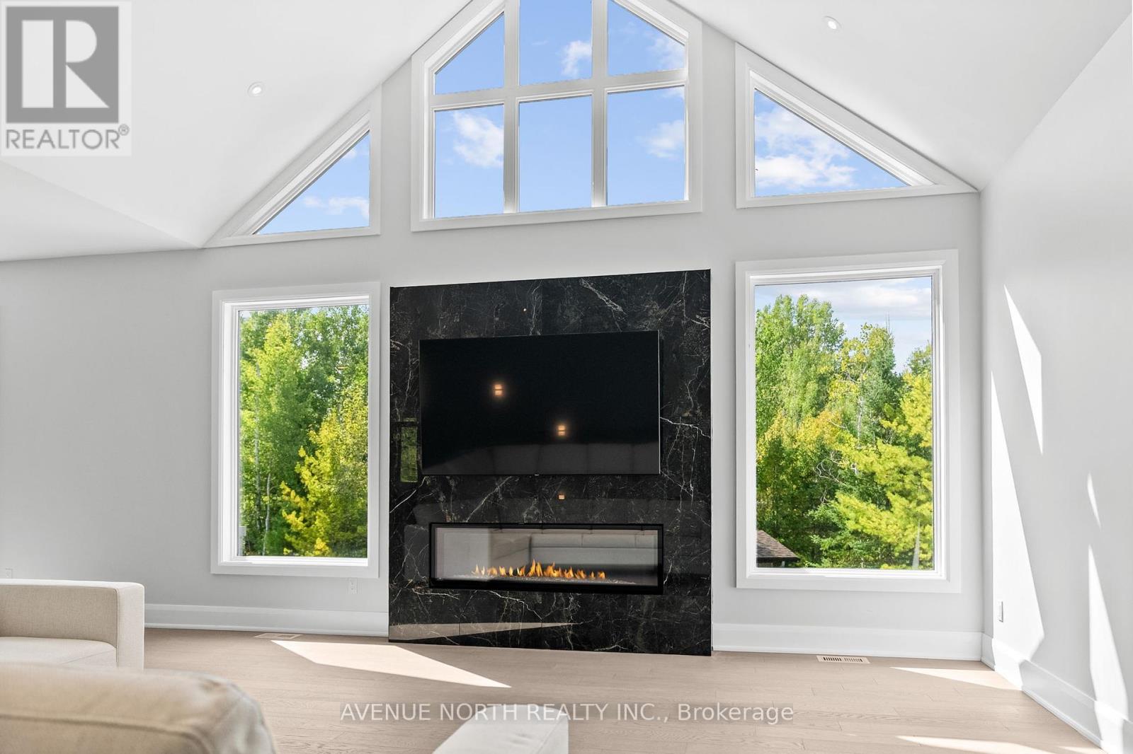 135 Cherryhill Drive, Ottawa, Ontario  K0A 1L0 - Photo 6 - X12410846