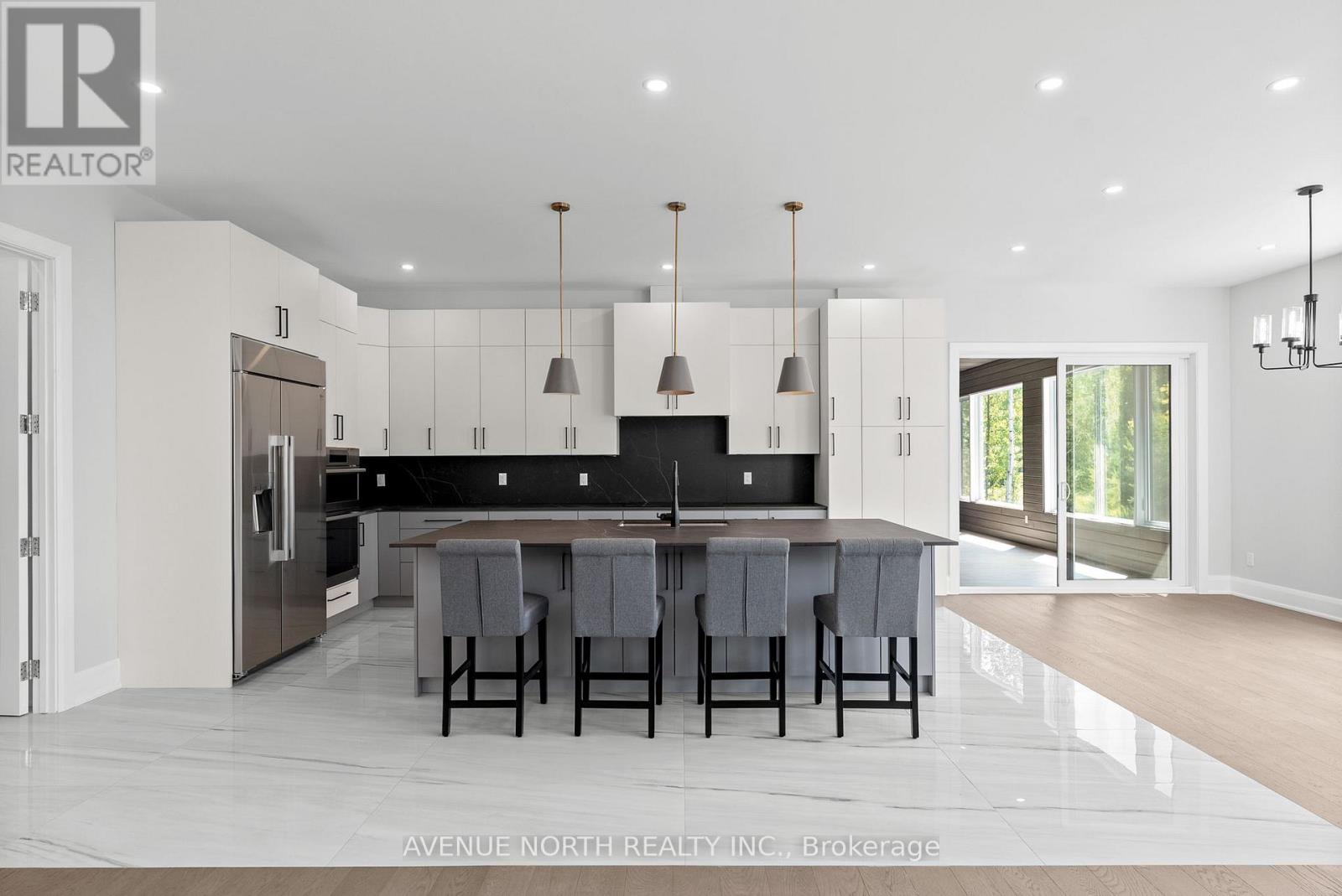 135 Cherryhill Drive, Ottawa, Ontario  K0A 1L0 - Photo 8 - X12410846
