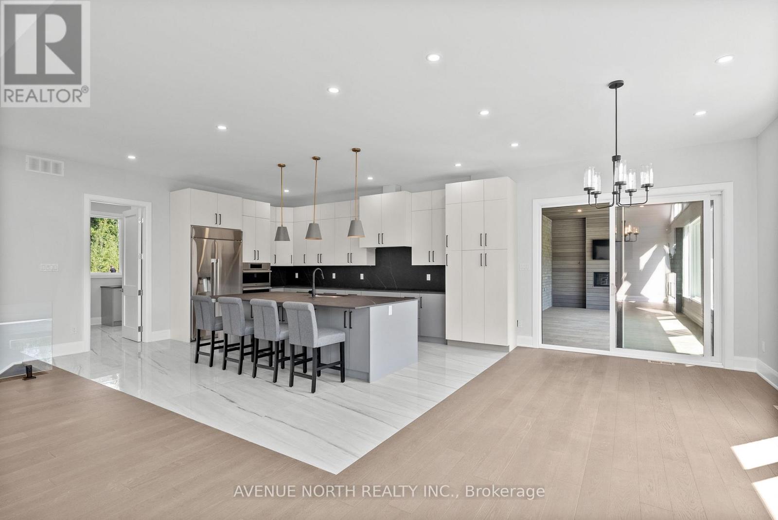 135 Cherryhill Drive, Ottawa, Ontario  K0A 1L0 - Photo 9 - X12410846