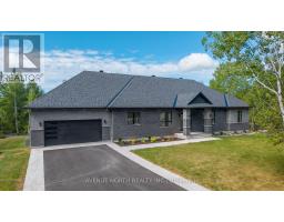 135 CHERRYHILL DRIVE, Ottawa, Ontario