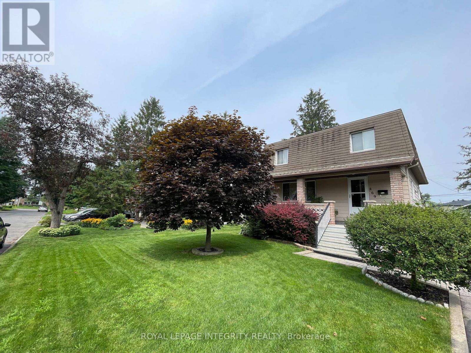 469 Guy Street, Ottawa, Ontario  K1K 1C1 - Photo 1 - X12424649