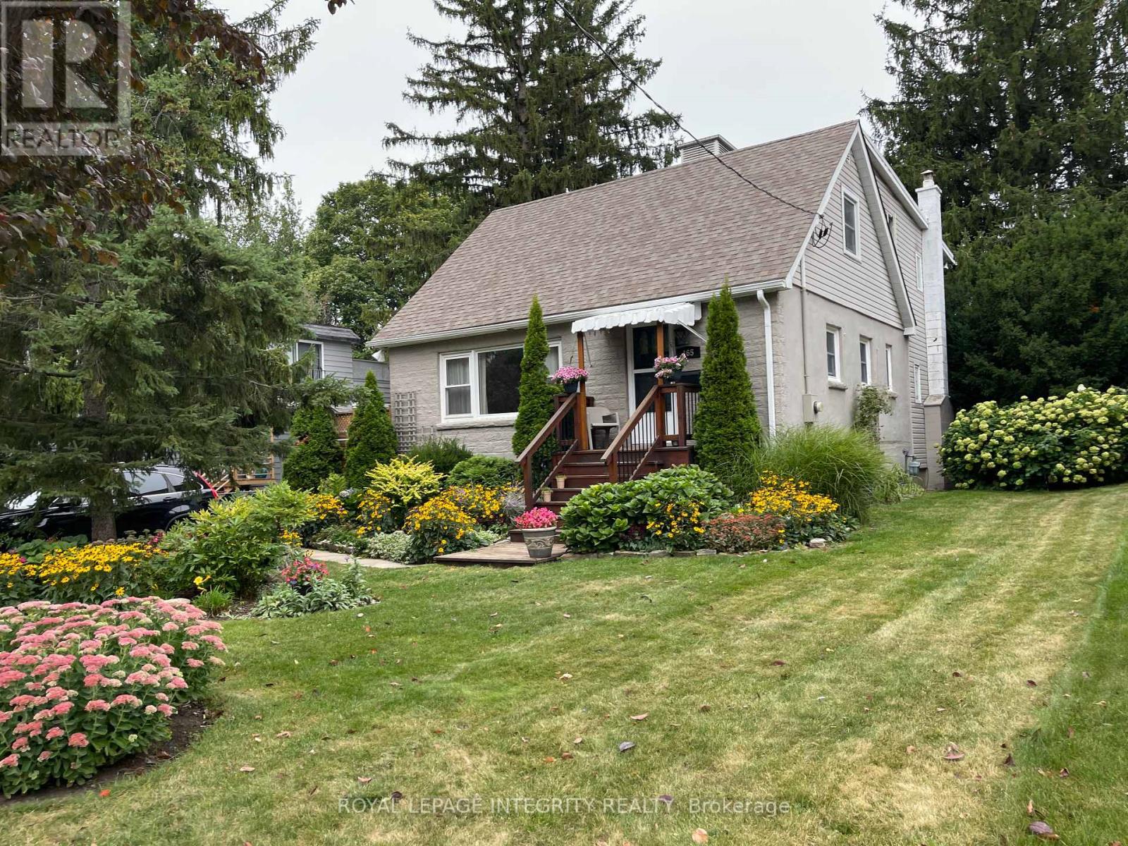 465 Guy Street, Ottawa, Ontario  K1K 1C1 - Photo 1 - X12424686