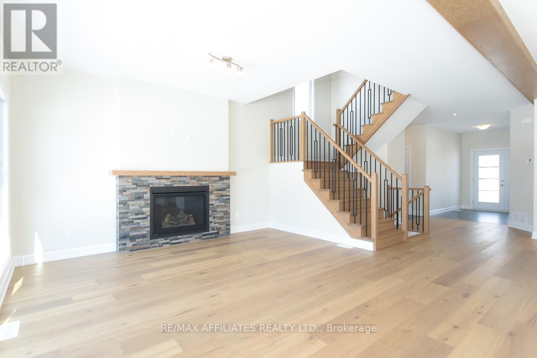 1055 Chablis Crescent, Russell, Ontario  K0A 1W0 - Photo 16 - X12438111
