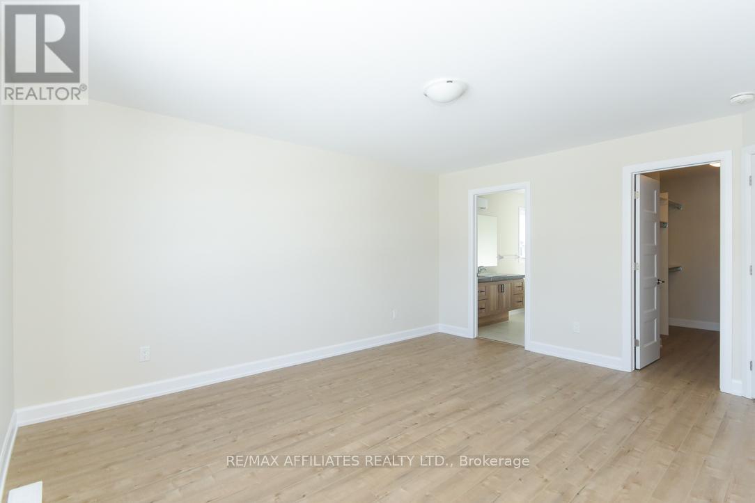 1055 Chablis Crescent, Russell, Ontario  K0A 1W0 - Photo 25 - X12438111