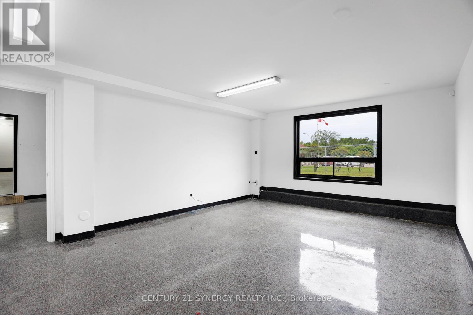 Unit 2 - 42 Union Street, Smiths Falls, Ontario  K7A 5C4 - Photo 12 - X12442573