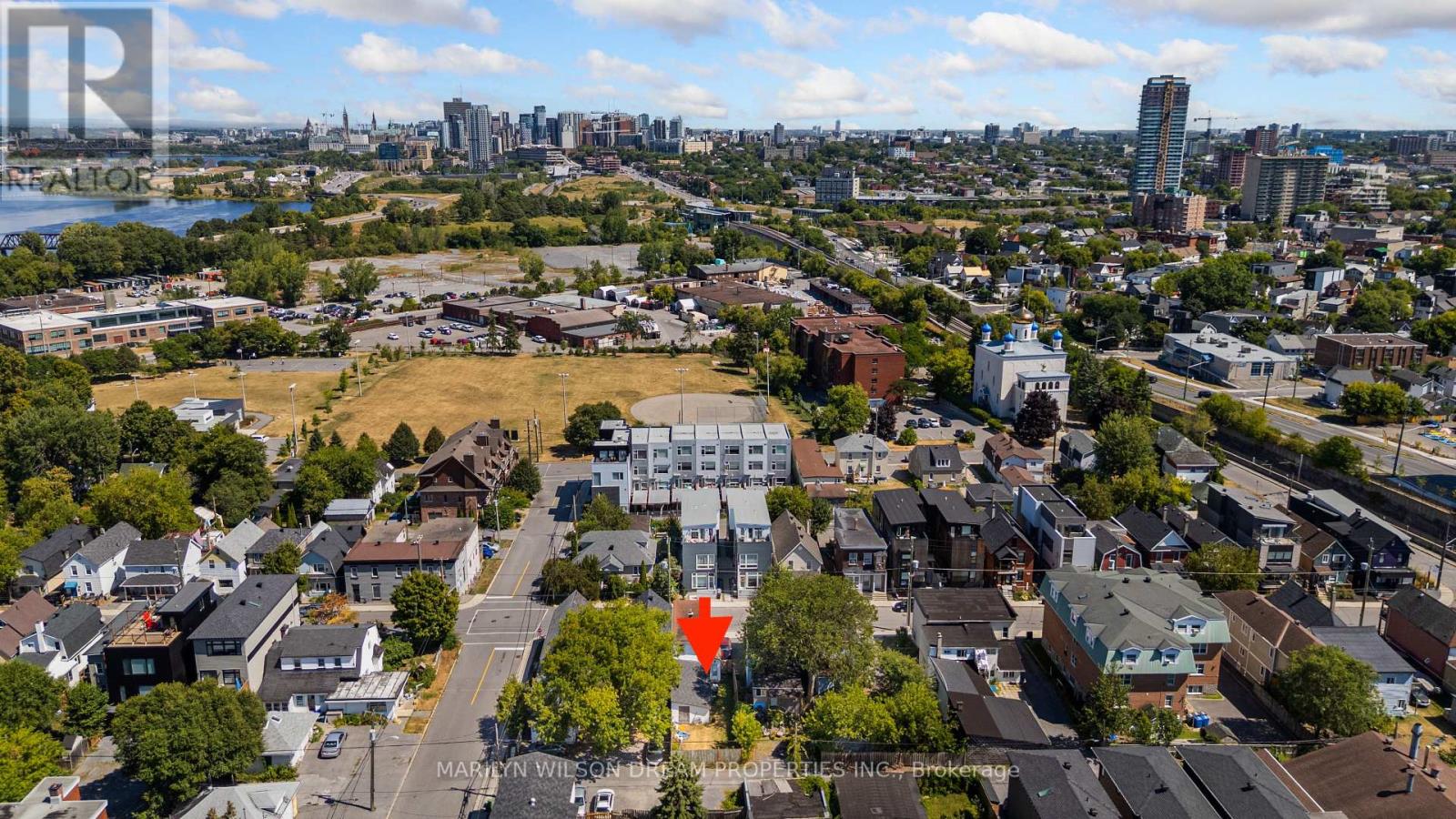 104 Carruthers Avenue, Ottawa, Ontario  K1Y 1N5 - Photo 4 - X12450332