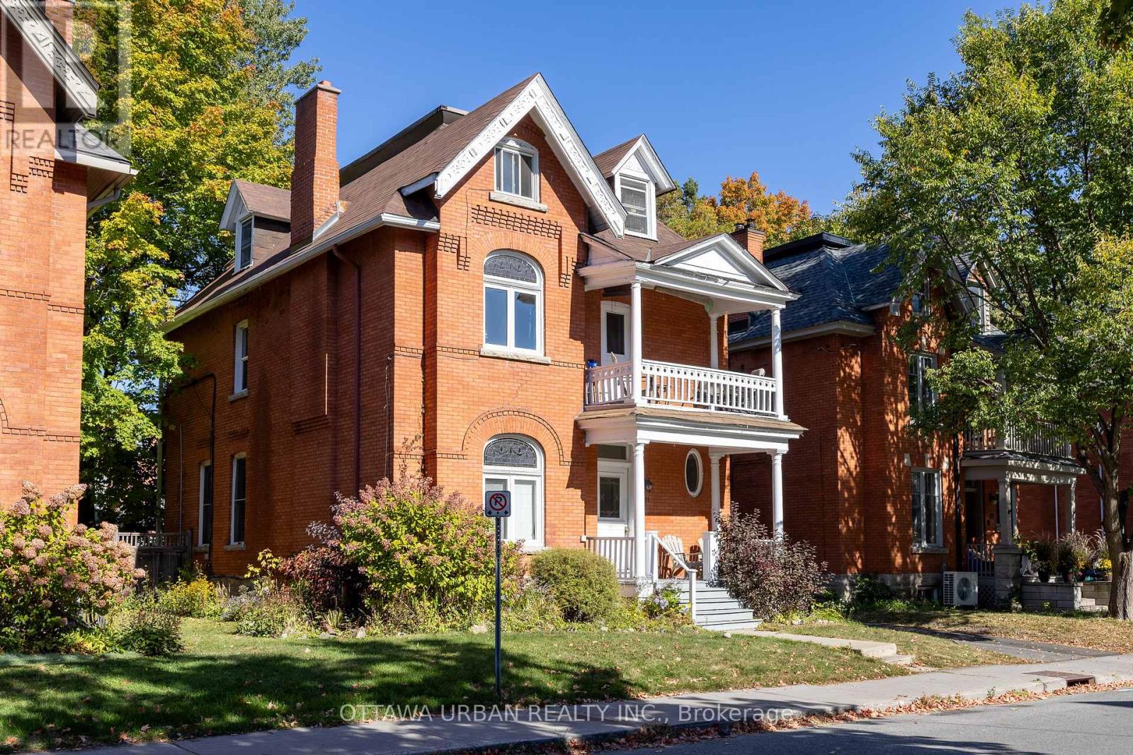 101 Strathcona Avenue, Ottawa, Ontario  K1S 1X5 - Photo 1 - X12452627