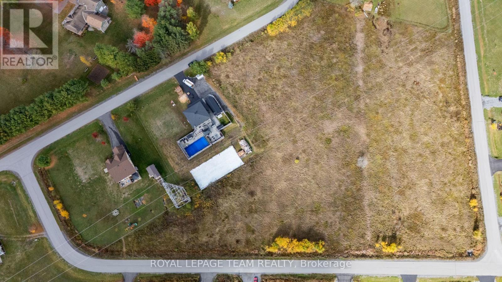 77 Learmonth Avenue, Ottawa, Ontario  K0A 1X0 - Photo 3 - X12460613