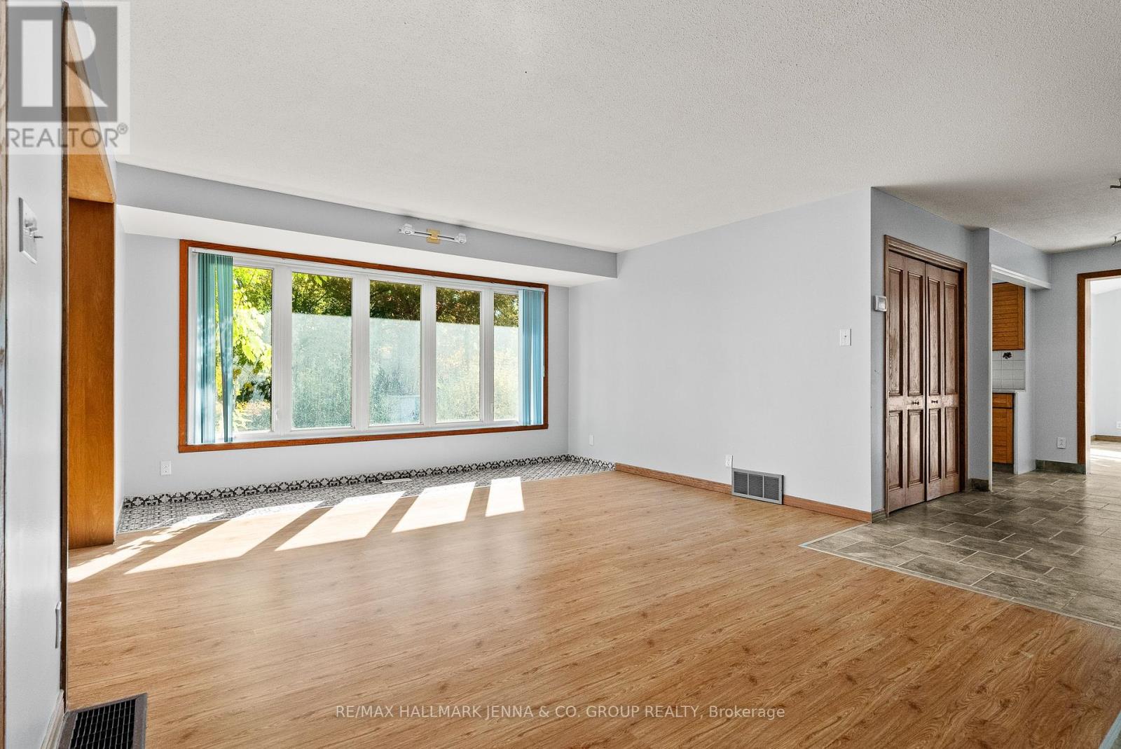 2928 Seguin Road, The Nation, Ontario  K0B 1G0 - Photo 10 - X12463674