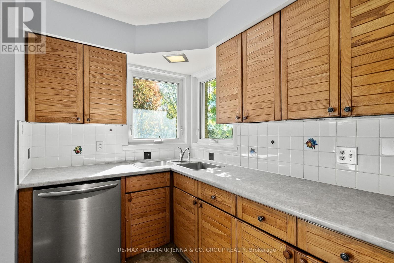 2928 Seguin Road, The Nation, Ontario  K0B 1G0 - Photo 16 - X12463674