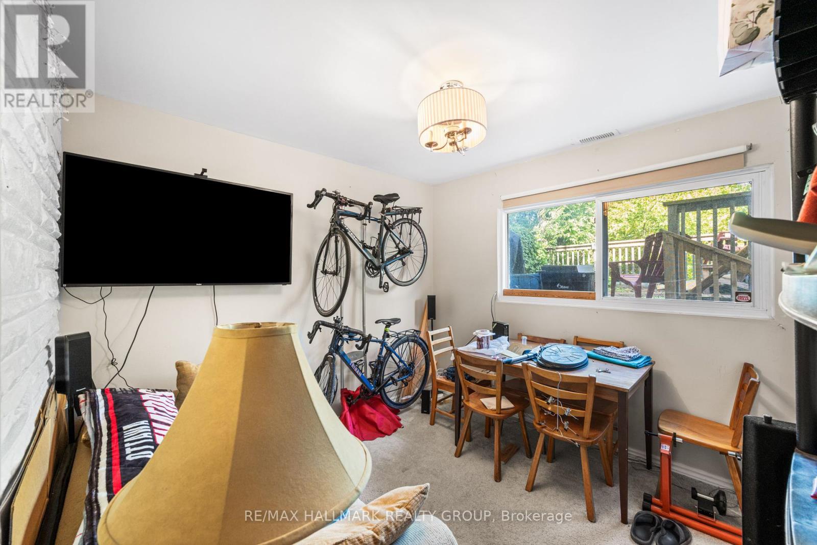 1305 Dorchester Avenue, Ottawa, Ontario  K1Z 8E8 - Photo 19 - X12464508