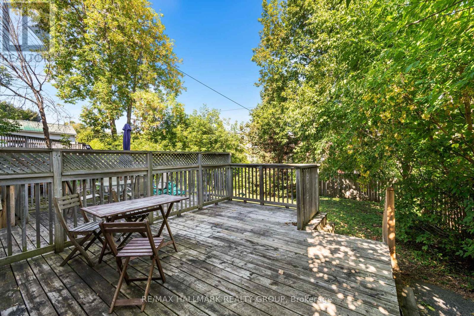 1305 Dorchester Avenue, Ottawa, Ontario  K1Z 8E8 - Photo 26 - X12464508