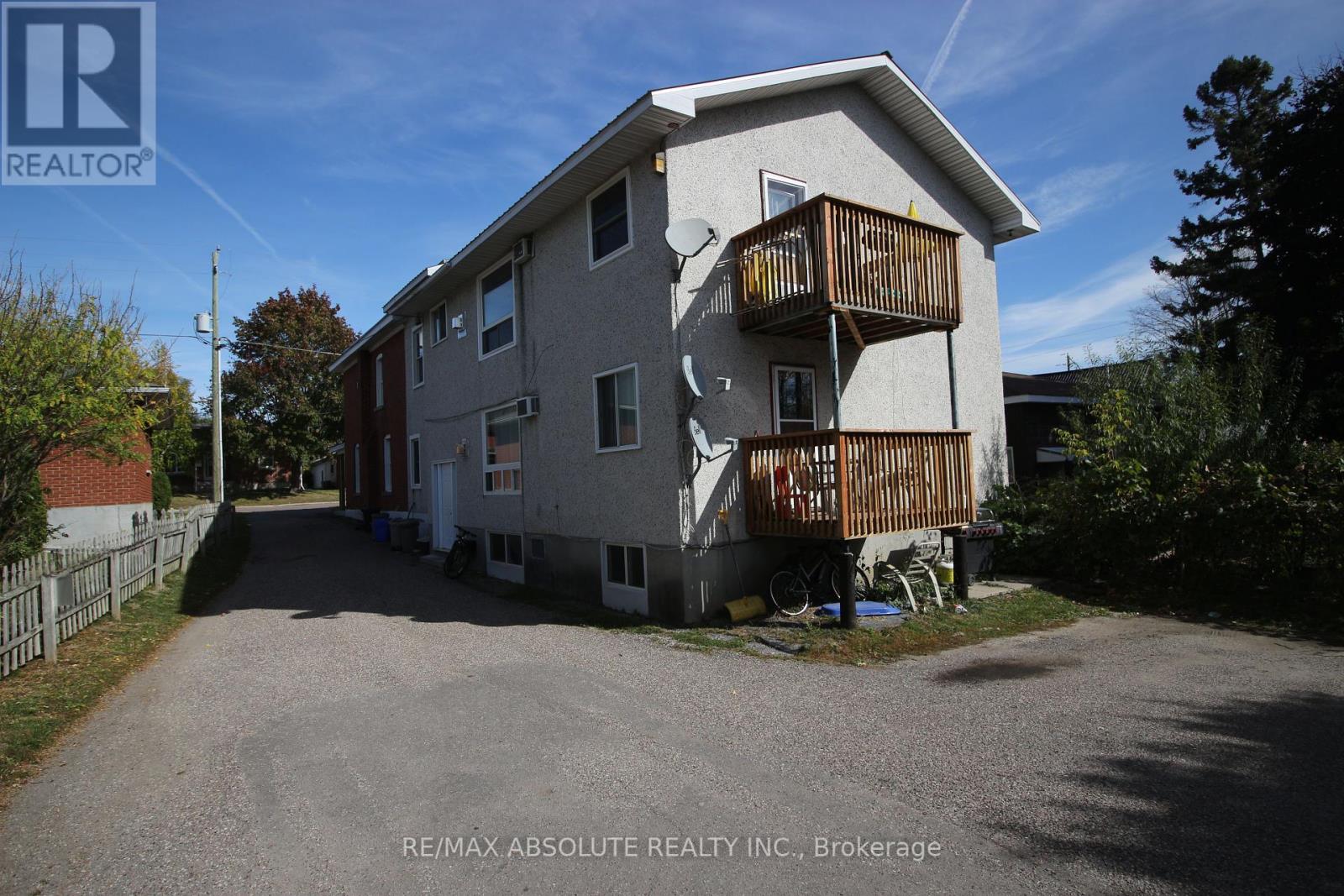 278 Elgin Street W, Arnprior, Ontario  K7S 1P7 - Photo 6 - X12464610