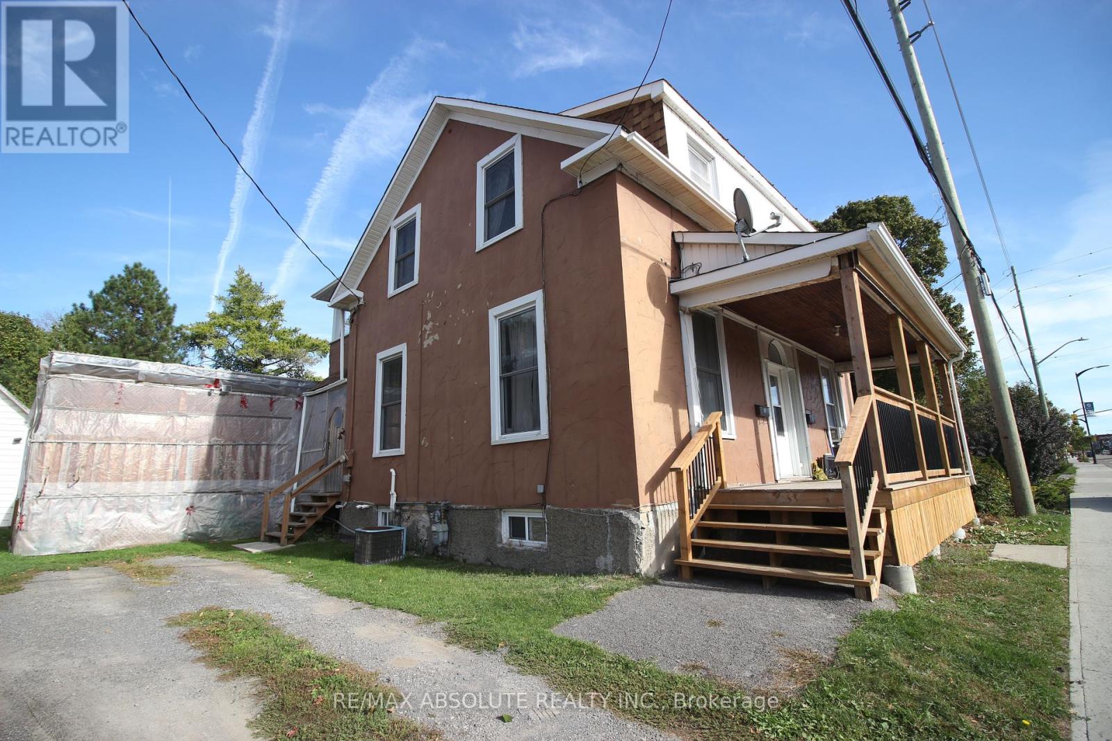 37 Raglan St Street N, Renfrew, Ontario  K7V 1N7 - Photo 3 - X12464611