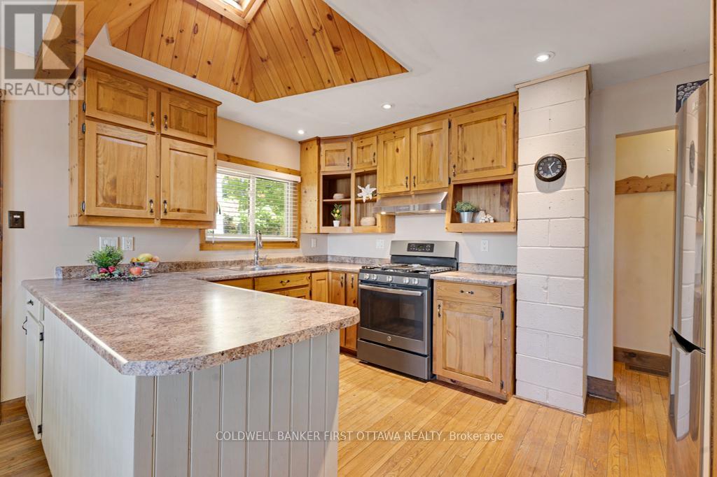2234a Grindstone Lake Road, Frontenac, Ontario  K0H 2M0 - Photo 11 - X12464875