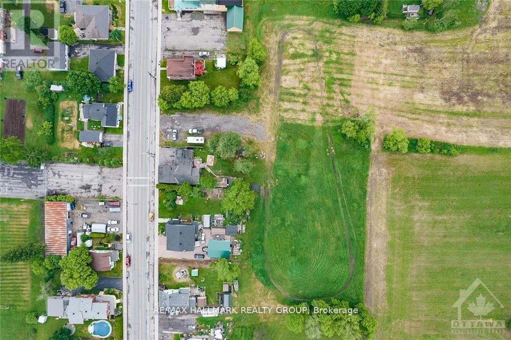 2 - 3748 Champlain Street, Clarence-Rockland, Ontario  K0A 1E0 - Photo 13 - X12466453