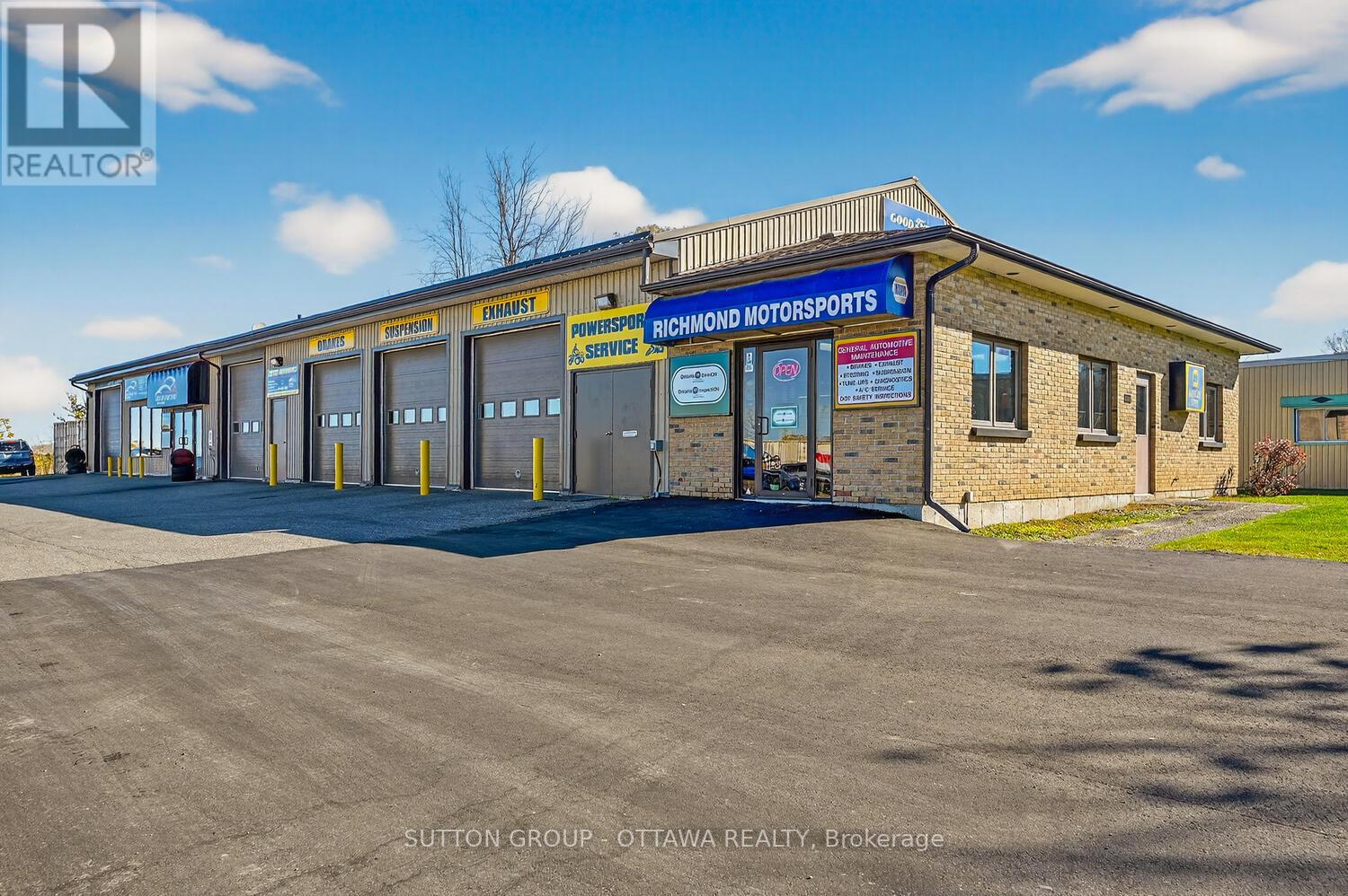 3835 Mcbean Street, Ottawa, Ontario  K0A 2Z0 - Photo 4 - X12468809
