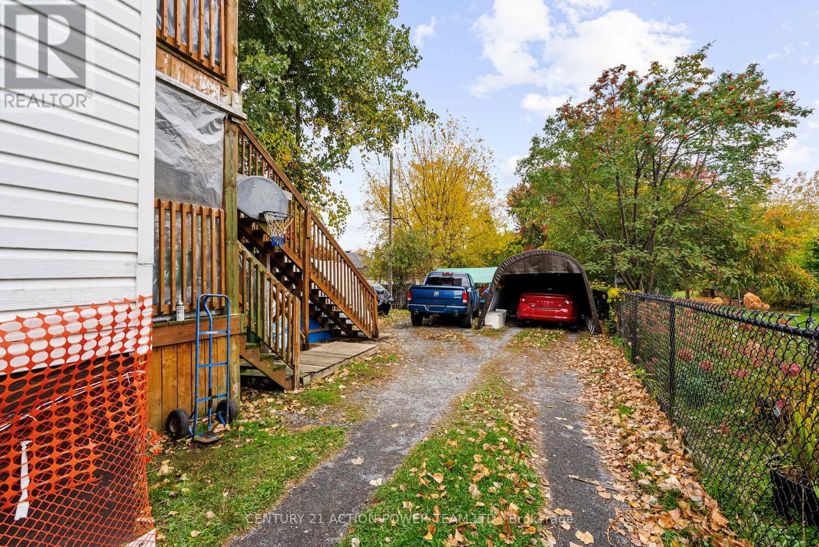 331 Seventh Street E, Cornwall, Ontario  K6H 2R8 - Photo 17 - X12476212