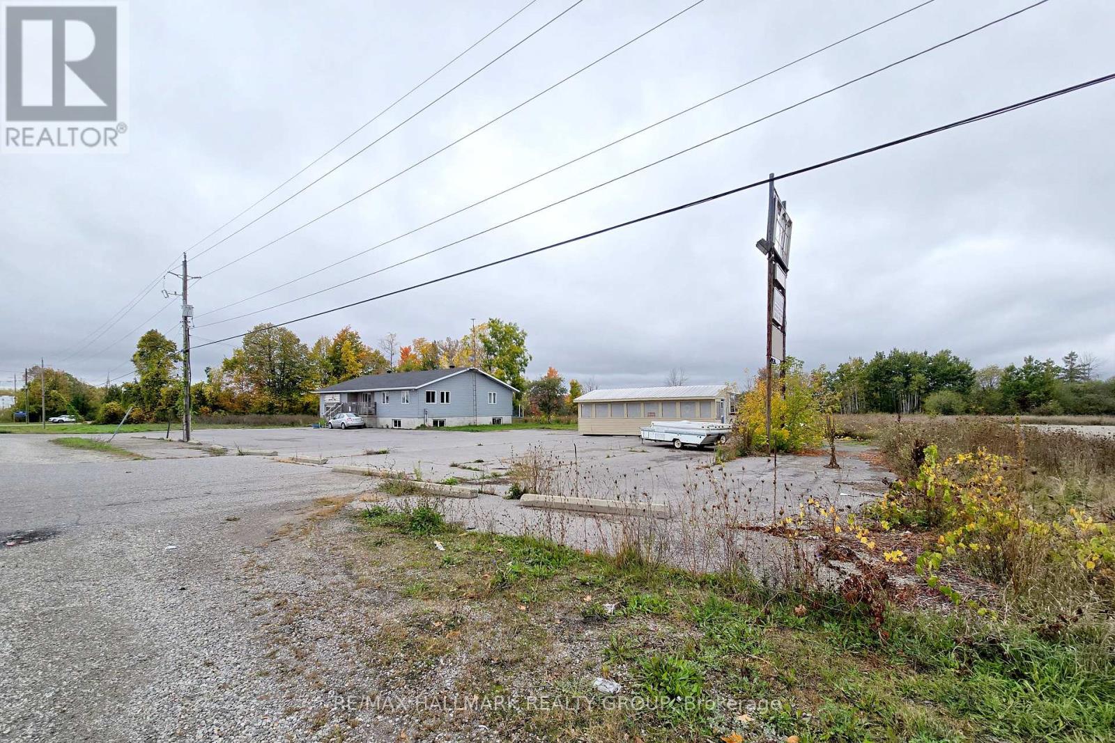 190 Lombard Street, Rideau Lakes, Ontario  K7A 5B8 - Photo 15 - X12482973