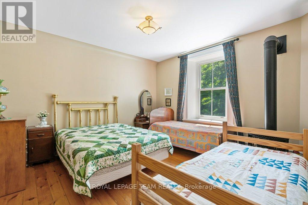 10095 Shaw Road, North Dundas, Ontario  K0E 1S0 - Photo 19 - X12483325