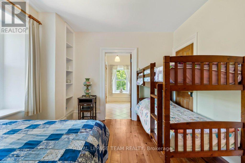 10095 Shaw Road, North Dundas, Ontario  K0E 1S0 - Photo 21 - X12483325