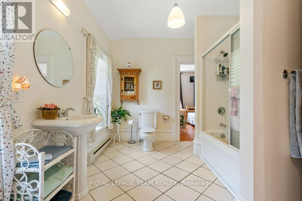 10095 Shaw Road, North Dundas, Ontario  K0E 1S0 - Photo 23 - X12483325