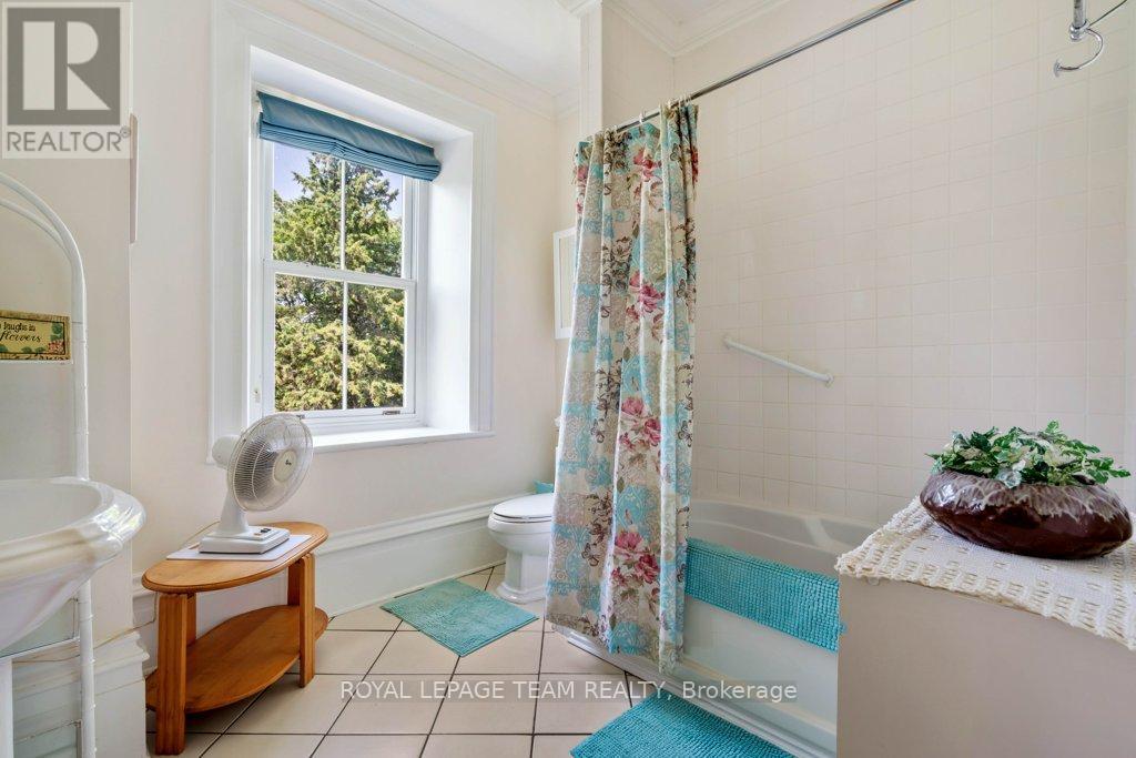 10095 Shaw Road, North Dundas, Ontario  K0E 1S0 - Photo 26 - X12483325