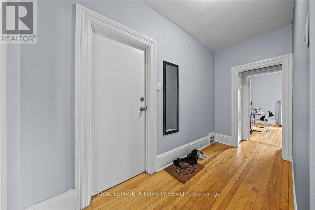 279 Somerset Street E, Ottawa, Ontario  K1N 6V7 - Photo 17 - X12486659