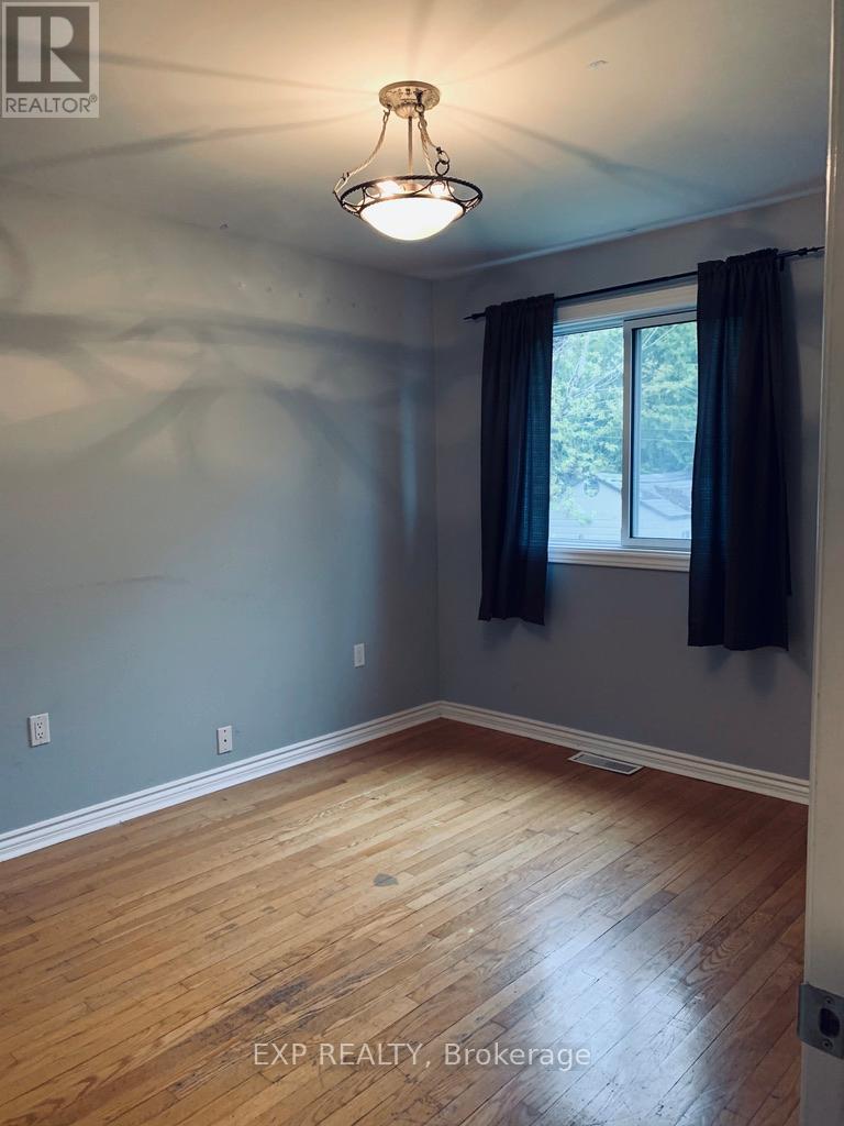 1554 Baseline Road, Ottawa, Ontario  K2C 0B3 - Photo 12 - X12495026