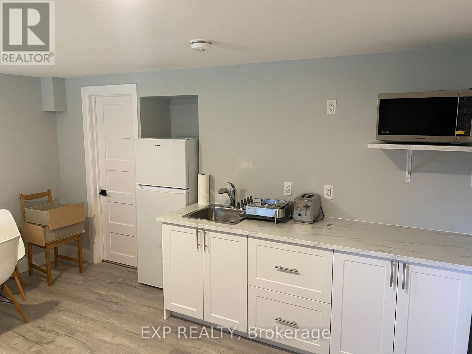 1554 Baseline Road, Ottawa, Ontario  K2C 0B3 - Photo 20 - X12495026