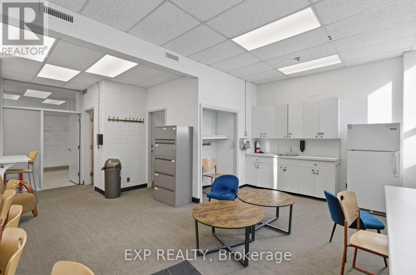 2nd & 3rd Floor - 641 Sladen Avenue, Ottawa, Ontario  K1K 0X4 - Photo 22 - X12496692