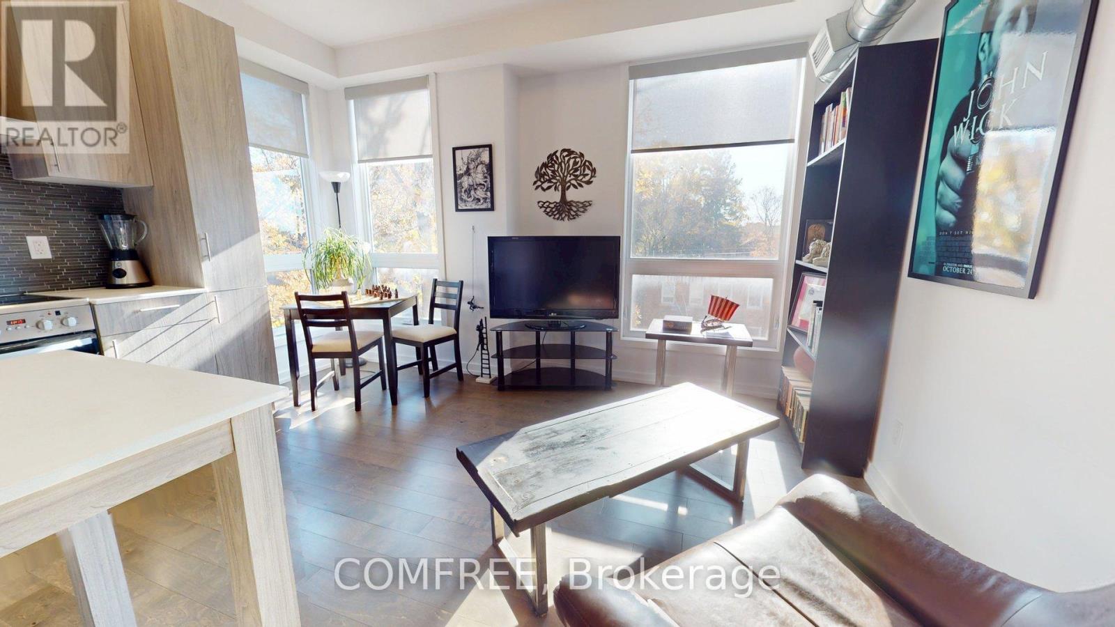404 - 150 Greenfield Avenue, Ottawa, Ontario  K1S 5W6 - Photo 2 - X12504700