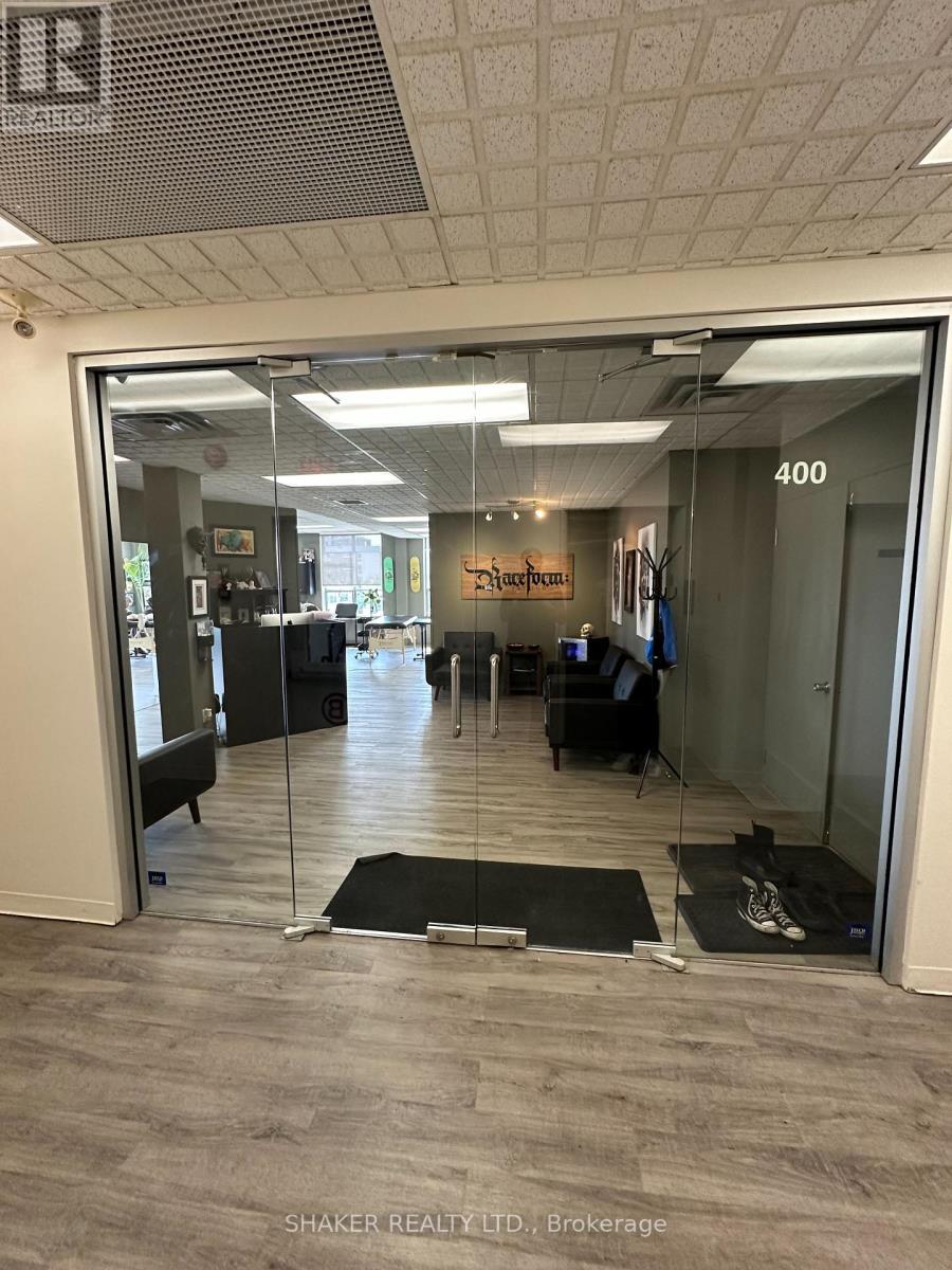 401 - 280 Metcalfe Street, Ottawa, Ontario  K2P 1R6 - Photo 2 - X12505358