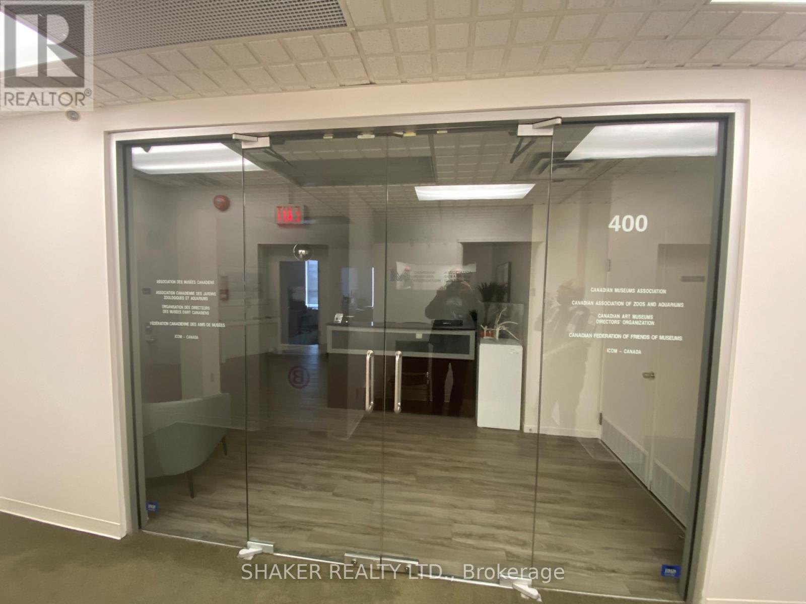 401 - 280 Metcalfe Street, Ottawa, Ontario  K2P 1R6 - Photo 4 - X12505358