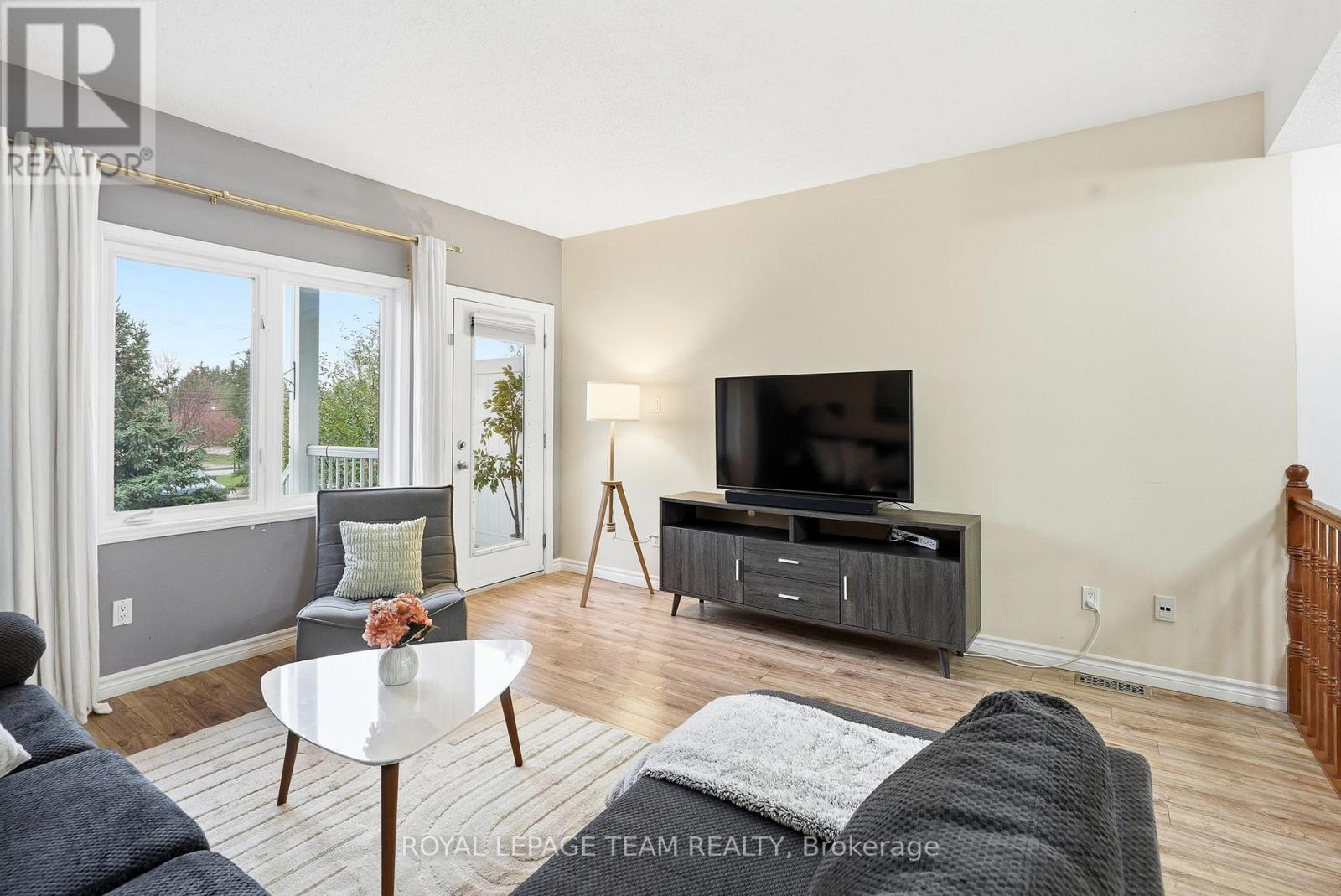 104 Fir Lane, North Grenville, Ontario  K0G 1J0 - Photo 11 - X12511836