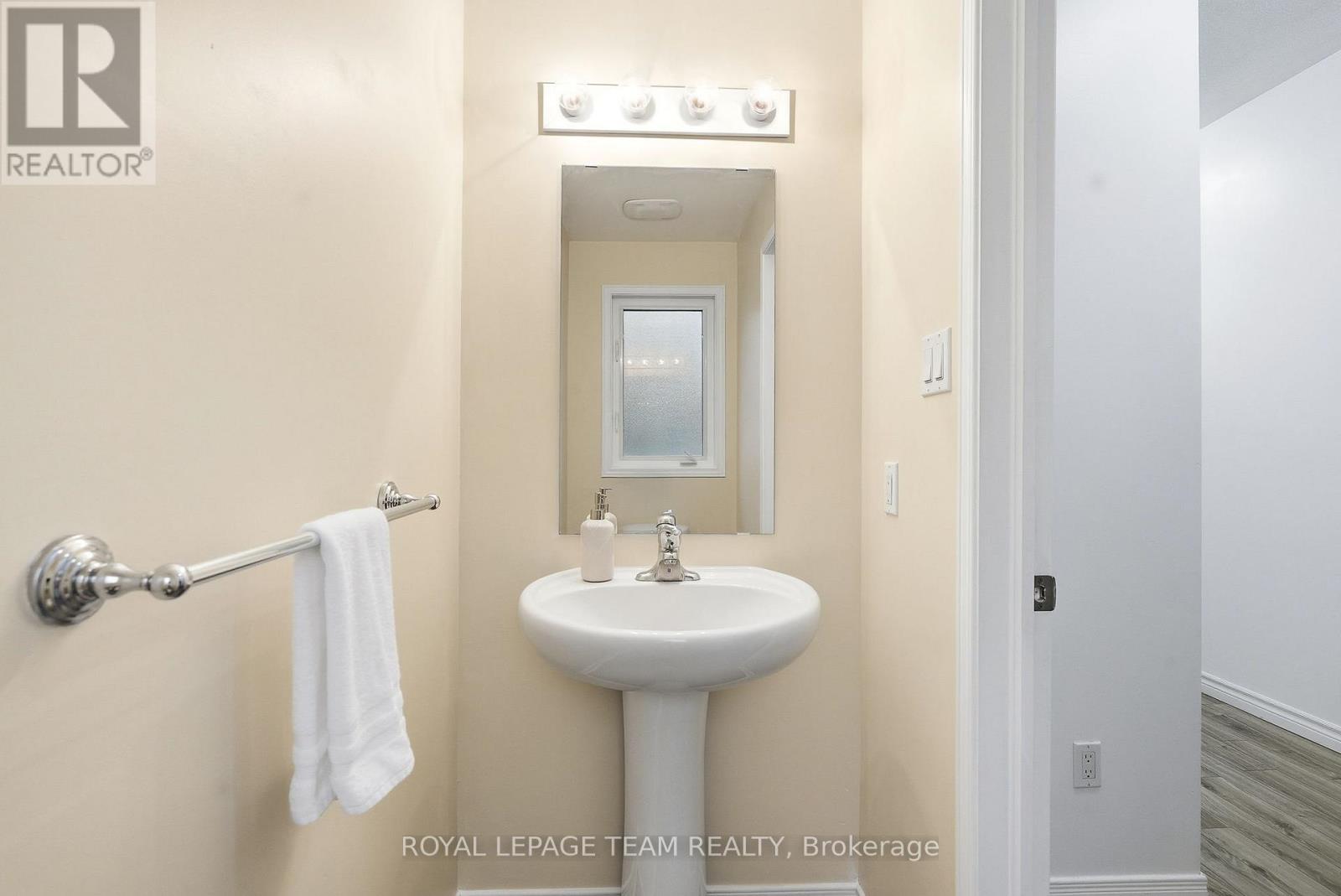 104 Fir Lane, North Grenville, Ontario  K0G 1J0 - Photo 14 - X12511836